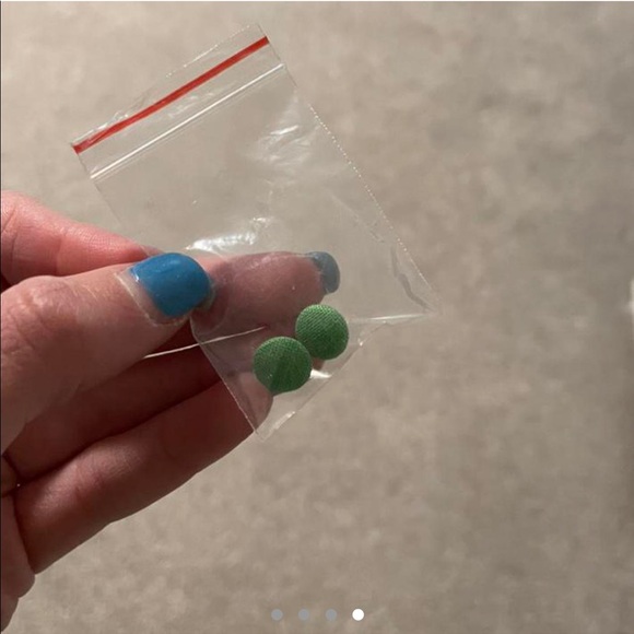 Shein green cropped blouse - Picture 5 of 5